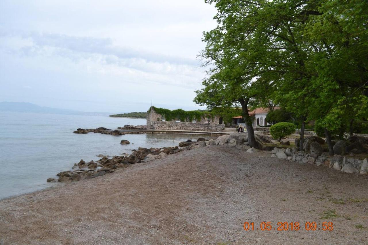 My Paradies - Njivice Studio**** Εξωτερικό φωτογραφία